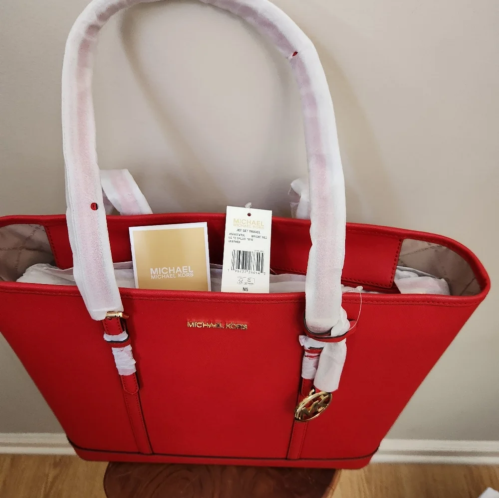 Michael Kors Jet Set Travel Large Saffiano Leather Tote Bag - Picture 3 of 4